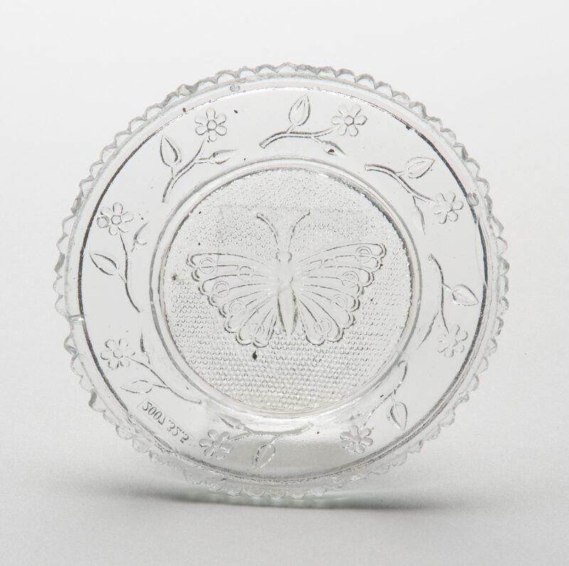 Clear cup plate in Butterfly pattern
