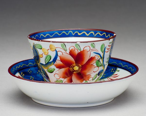 Gaudy Dutch cup in the Sunflower pattern